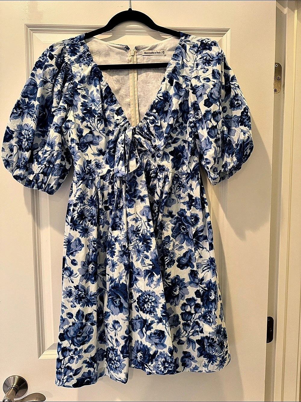 Abercrombie & Fitch Puff Sleeve Tie-Front Mini Dress in Blue & White Medium Tall